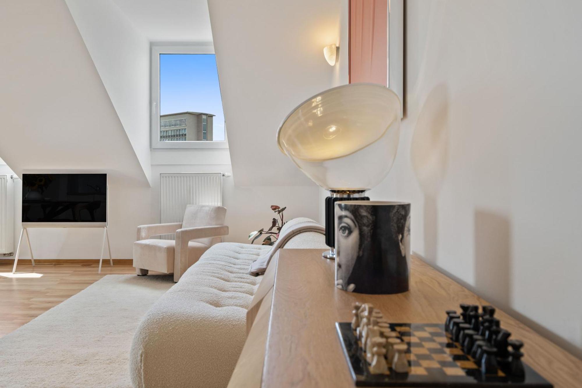 Designer Comfort In Bonnevoie-nord-verlorenkost * Luxembourg